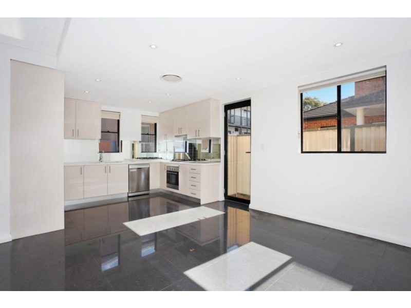 18 Abbey Lane, North Parramatta NSW 2151